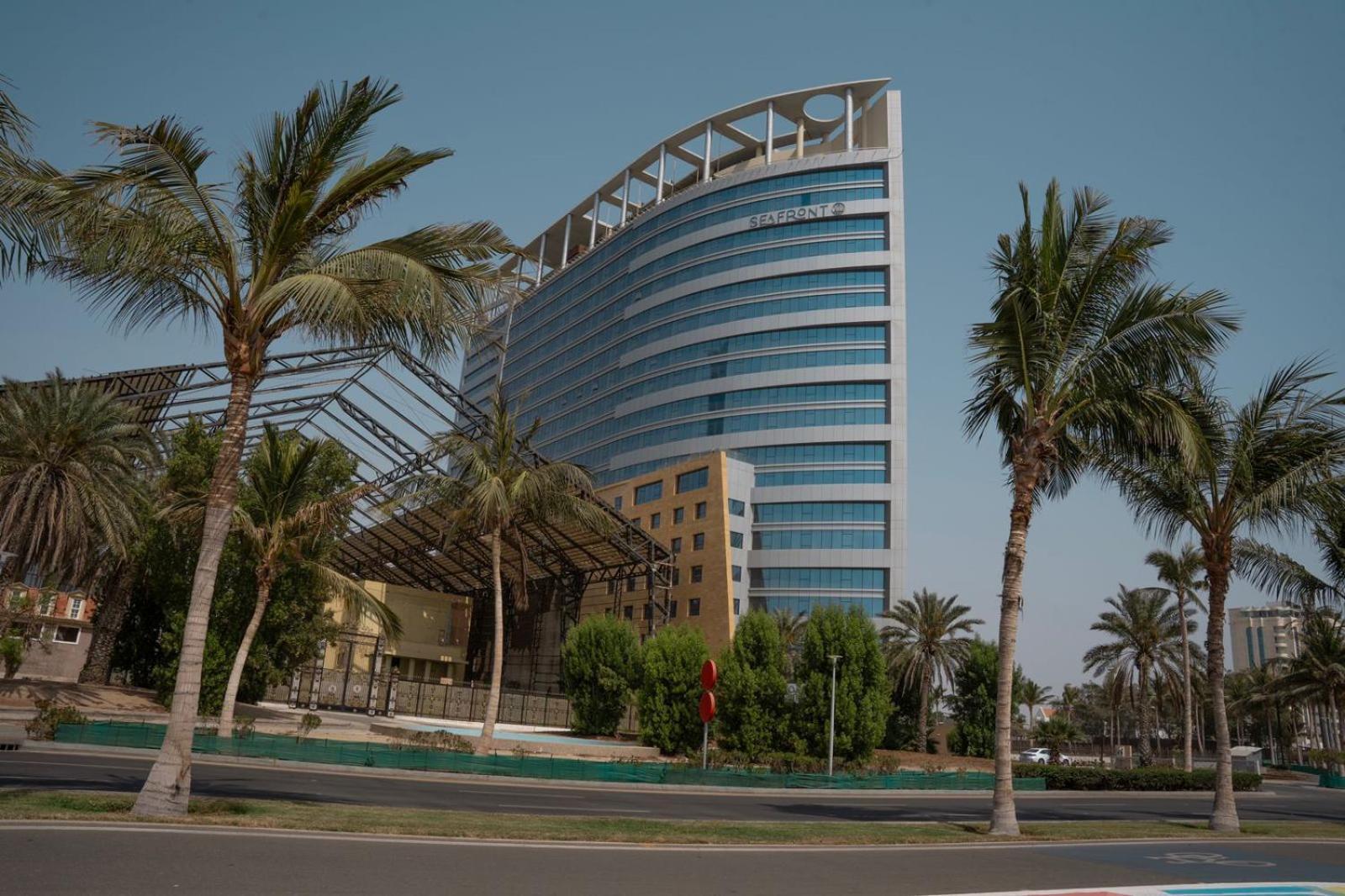 Seafront Luxury Suites Jeddah Corniche Exterior photo