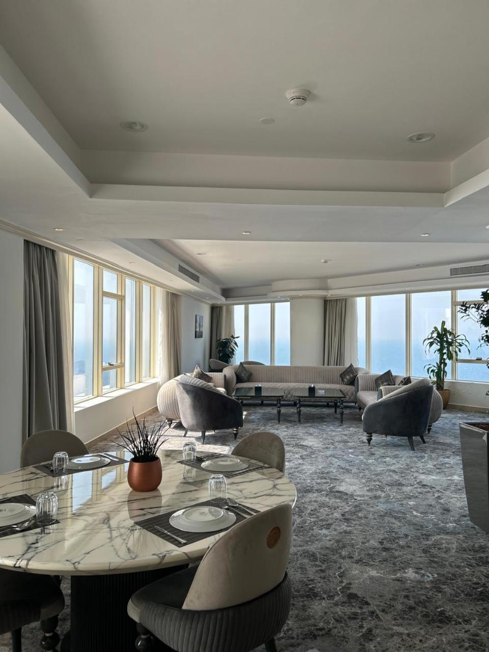 Seafront Luxury Suites Jeddah Corniche Exterior photo